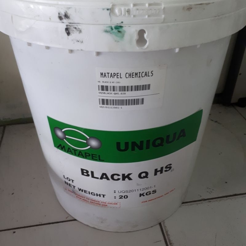 pigment pasta hitam