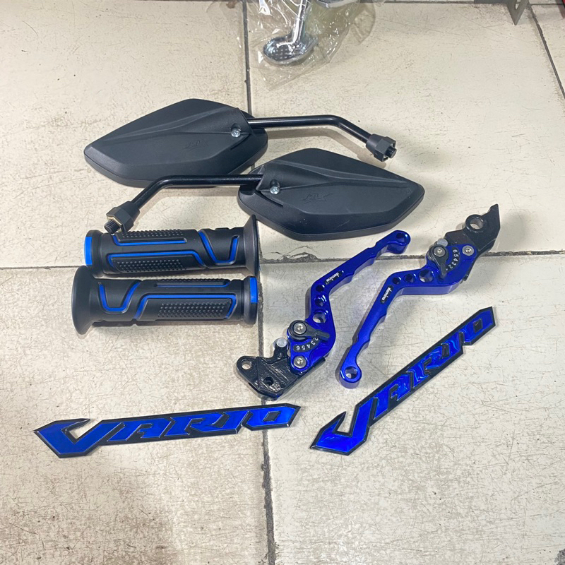 PAKET VARIASI MOTOR VARIO 125 VARIO 150 VARIO 110 GRIP GARIS / HANDLE REM / EMBLEMS / SPION / PAKET VARIASI MOTOR WARNA BIRU COMBINASI HITAM VARIO 110 VARIO 125 VARIO 150 SPION HANDFAT HANDLE REM EMBLEM