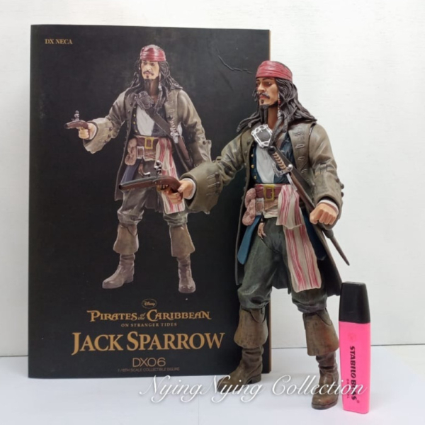 Jual Action Figure Jack Sparrow Pirates of the Caribbean DX06 Diskon