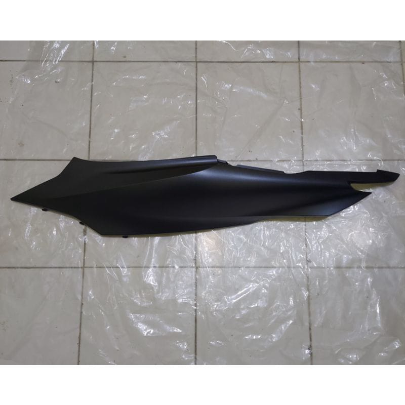 Cover L Body Kiri PCX 150 K97 Body Samping Belakang Hitam Doff Original