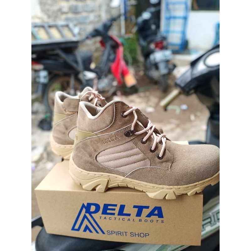 Sepatu safety boot TACTICAL crem