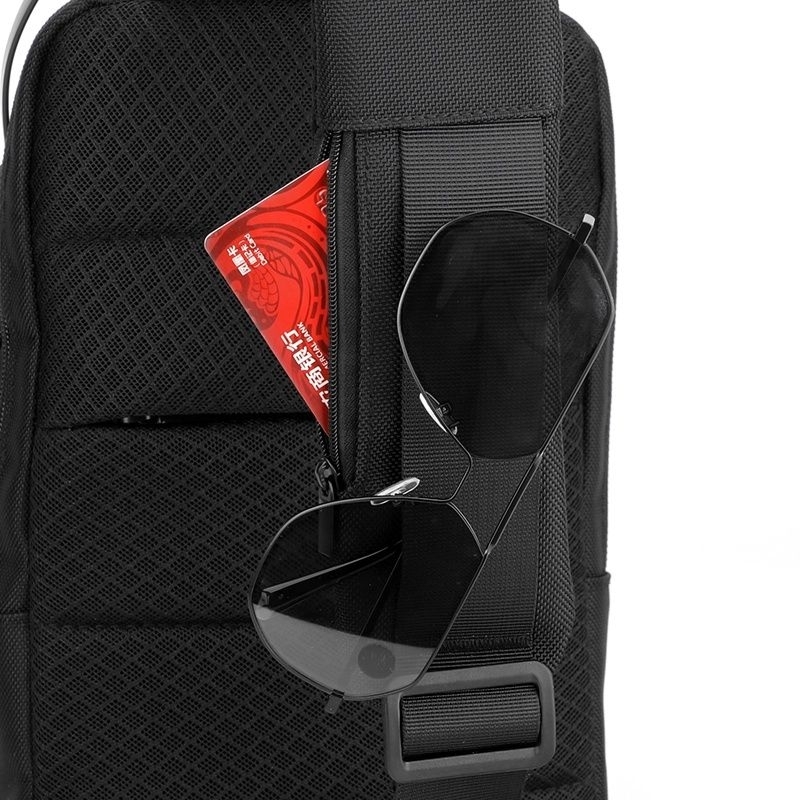 Tas Selempang Slingbag Usb Charger Pria Tas Santai Tas Dada WP Import Quality