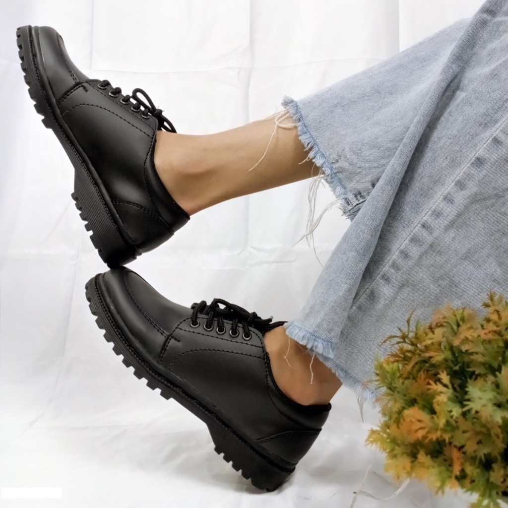 New Sepatu Tali Wanita Hitam Amra Series2