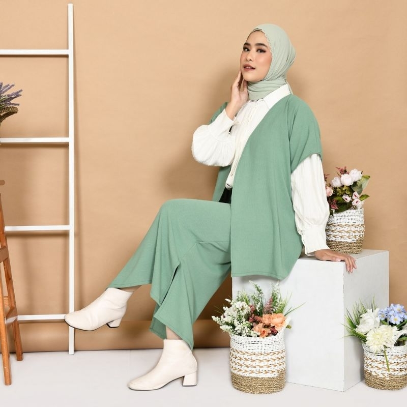 Nawasena Outfit Karina One Set Outer Rok Crinkle – One Set Kiyowo Outer Korea – Setelan Rok Outer Wa