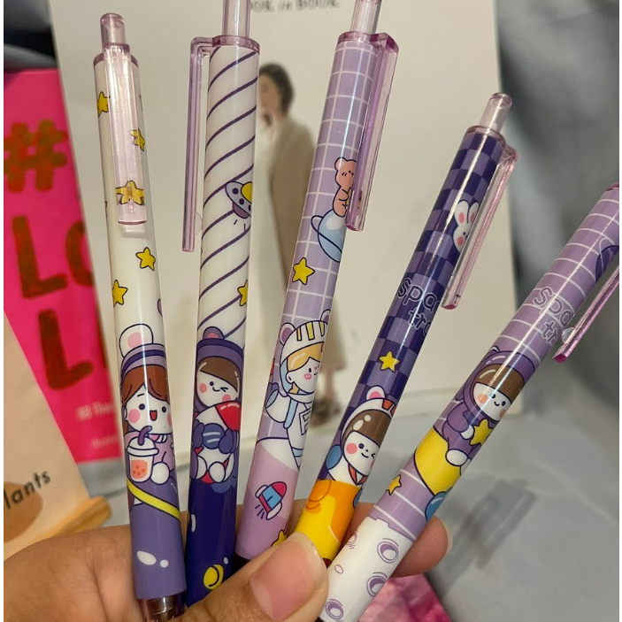 

PULPEN CETEK MOTIF ASTRONOT LUCU 1 SET ISI 5 PCS
