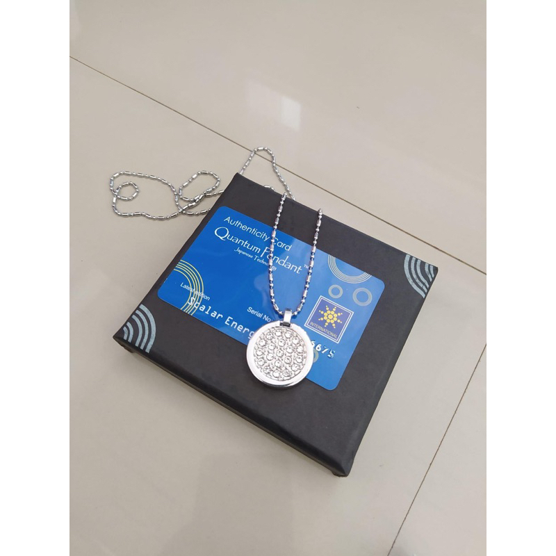kalung  Quantum  pendant