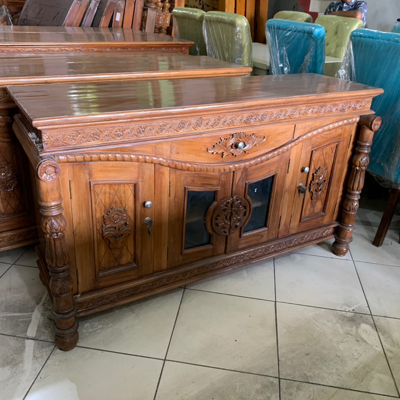 Buffet Slendang Buffet Ukiran Rak TV Jati