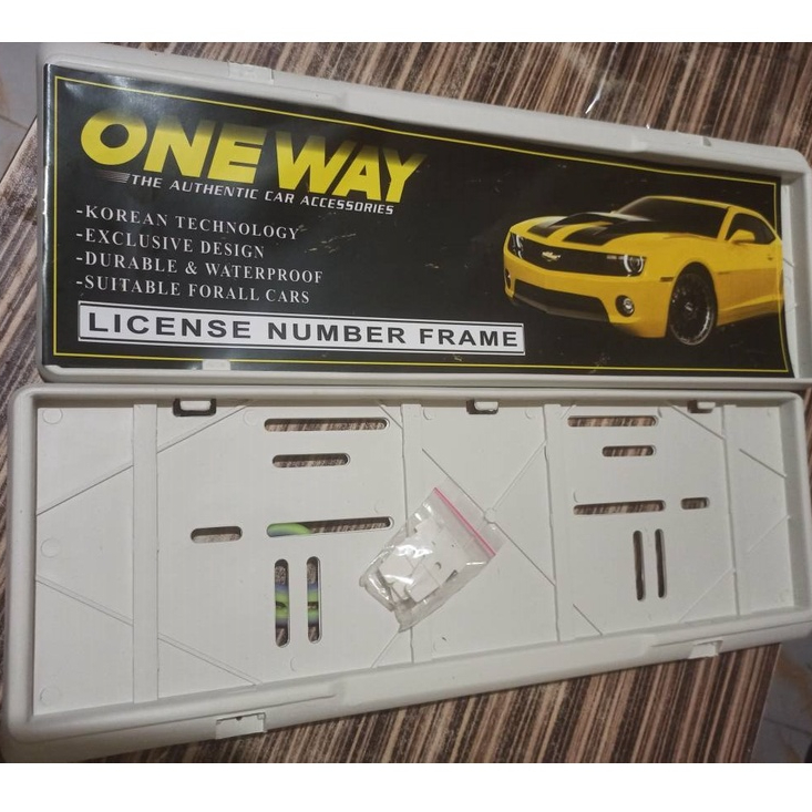Tempat Plat Nomor Mobil Putih / Frame Cover Tatakan Plat Mobil Astra Terbaru Plat Putih