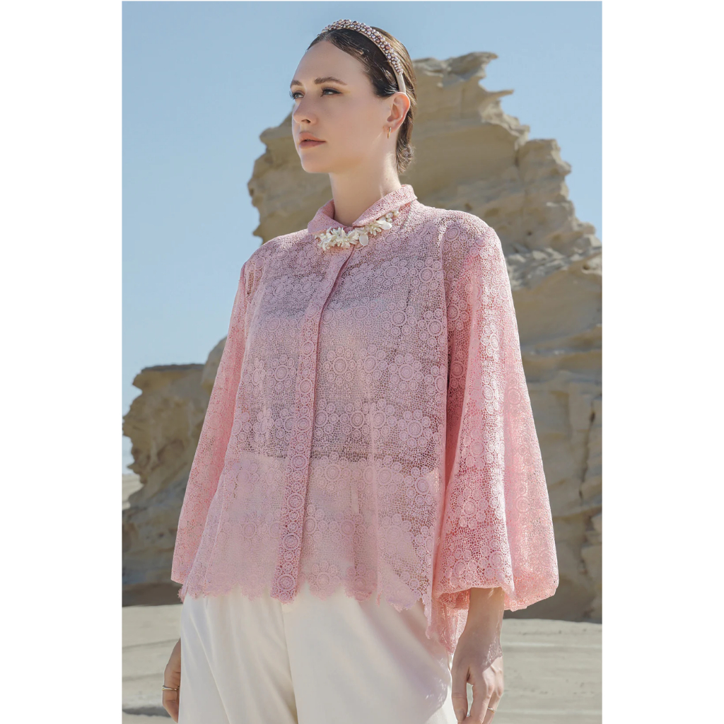 Arika Embroidery Crop Shirt - Pink  Benang jarum benangjarum XS S M L XL XXL buttonscarves series vo