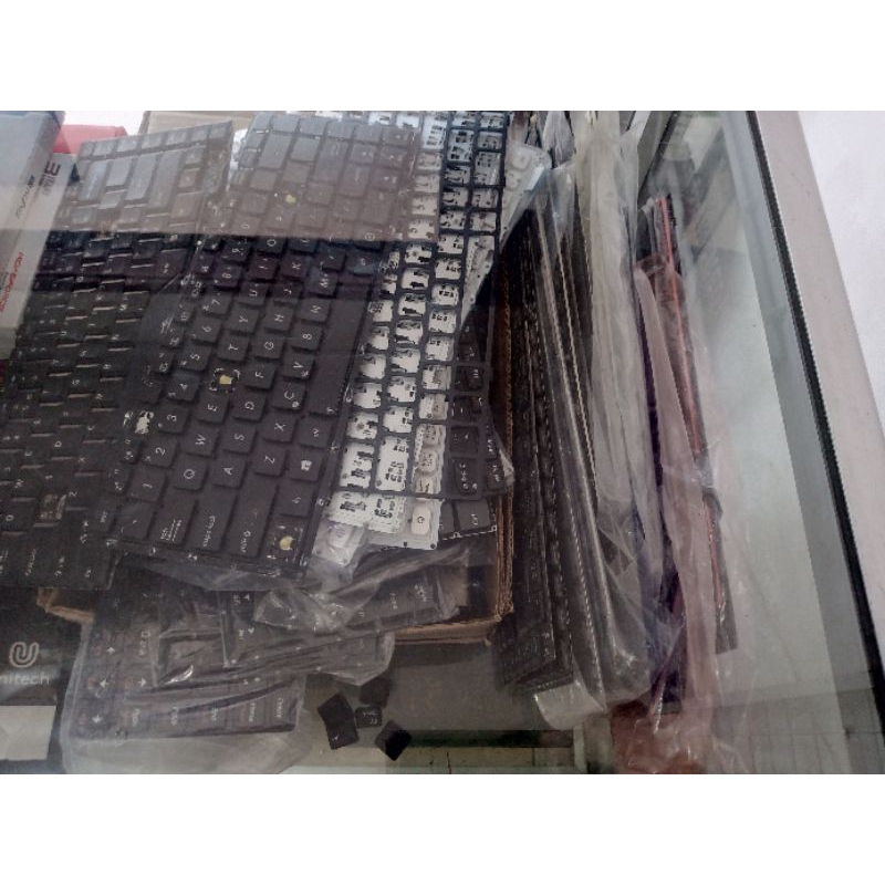 Keyboard bekas - Tuts keyboard laptop All merek - Asus, Acer, Lenovo, Hp, dll