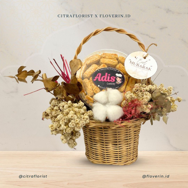 

Premium Dried Hampers berisi Castangel untuk Parcel Lebaran with Adis