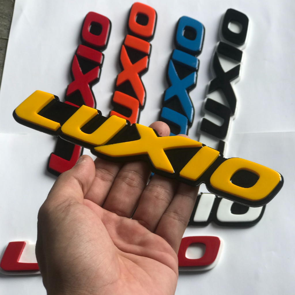 EMBLEM LUXIO 3 DIMENSI TIMBUL UNTUK AKSESORIS EKSTERIOR MOBIL TERBARU