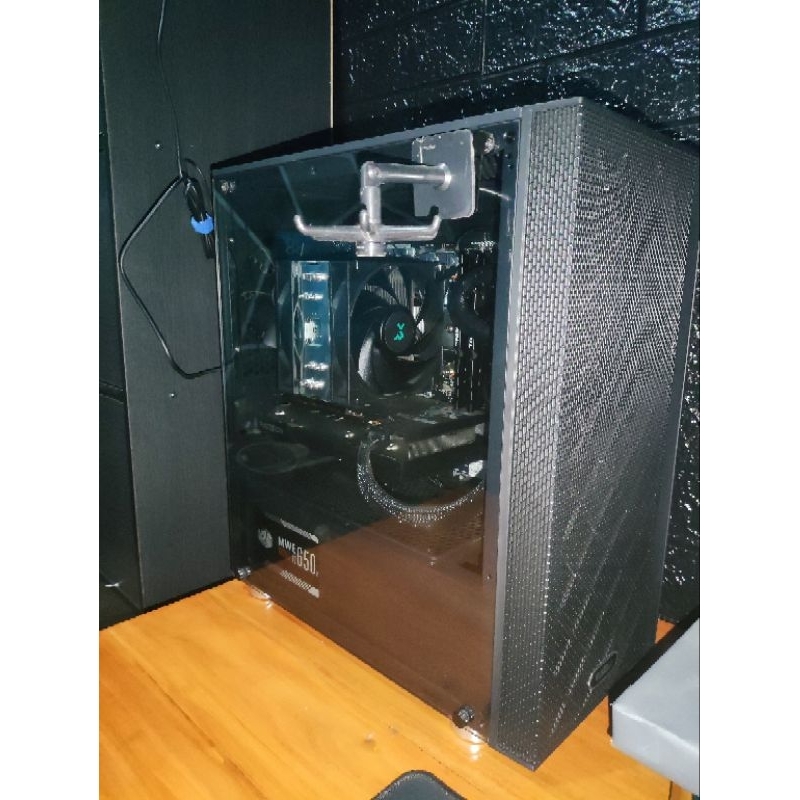 pc Ryzen 7 5700x, vga rx 6650xt helHound