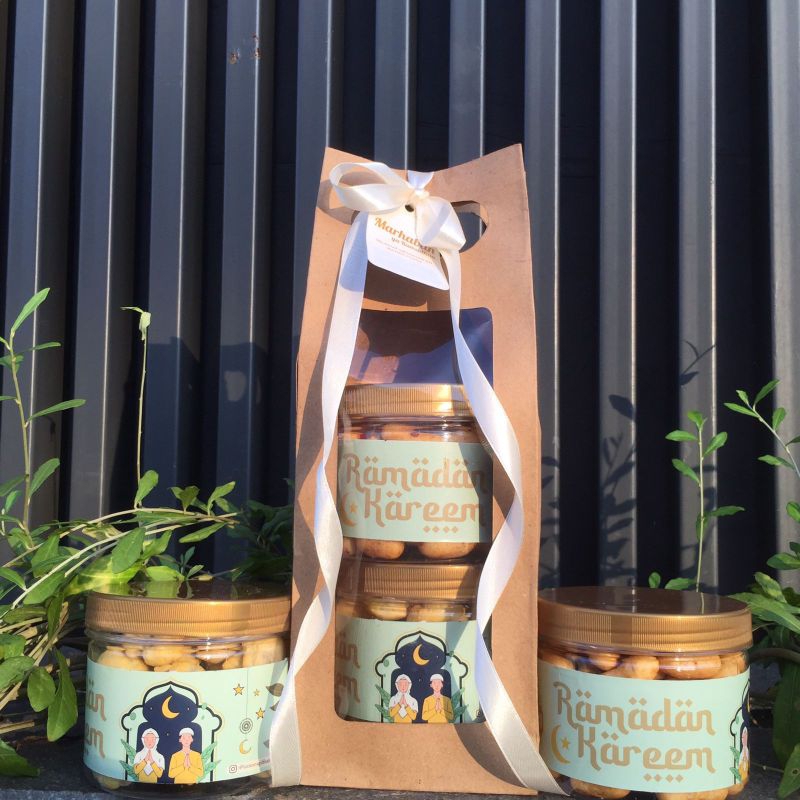 

HAMPERS LEBARAN MURAH