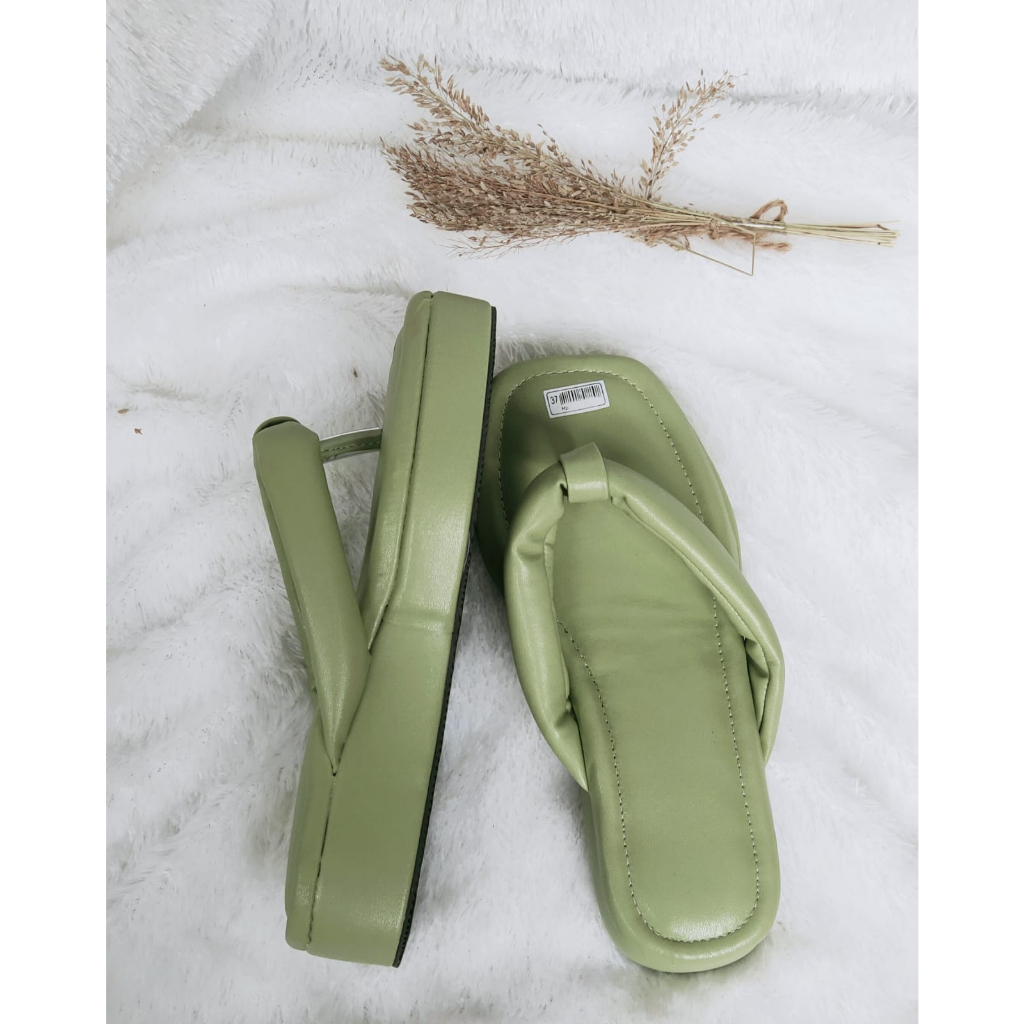 AA 10 SANDAL WEDGES VIONNA