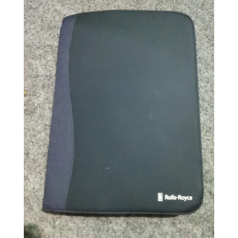 

Rolls Royce tas dokumen and file