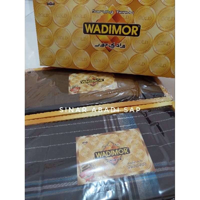 Sarung Wadimor Tenun Motif Gold / Bukit Tinggi