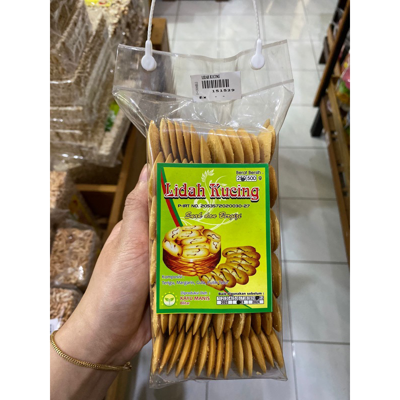 

O-oodabli Oleh-Oleh Kue Lidah Kucing “Kayu Manis”
