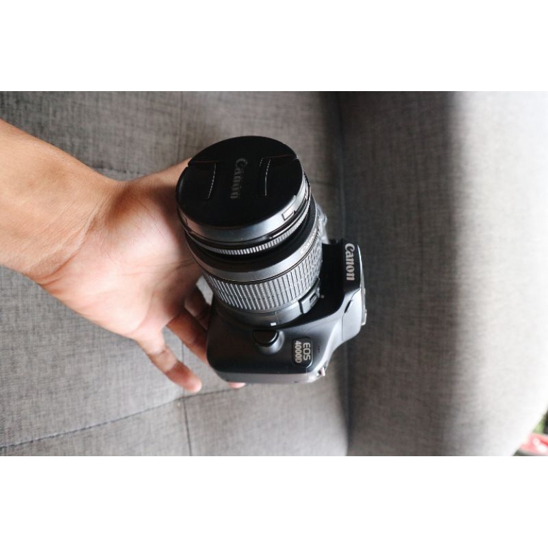 CANON 4000D