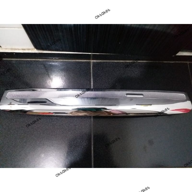 Trunk lid list bagasi belakang Freed 2009 2010 2012 2014 chrome jsl