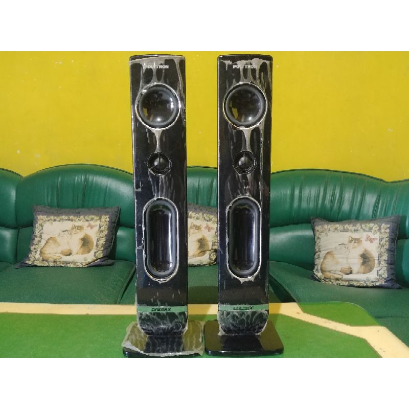 Sepasang speaker tower TV POLYTRON