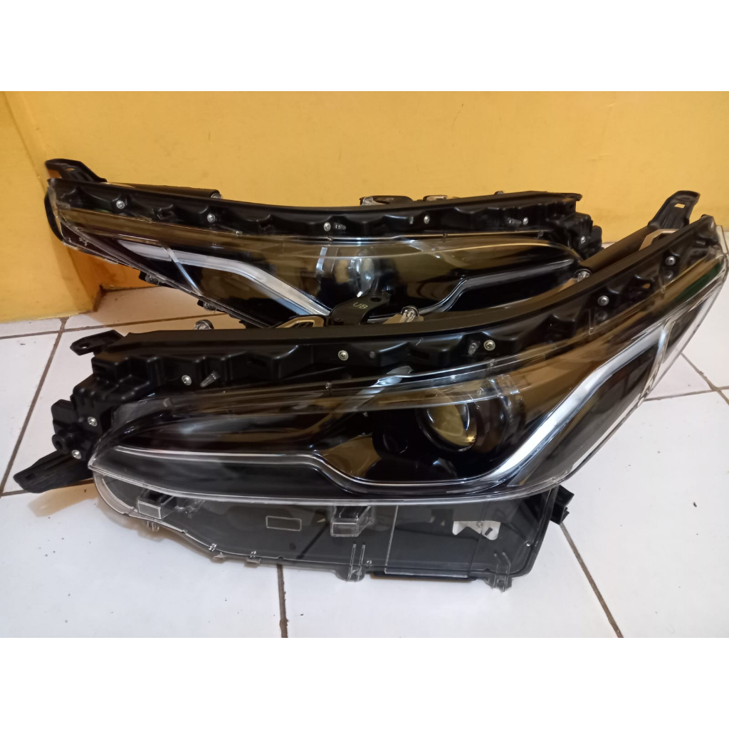 Head Lamp Toyota Fortuner Vrz 2021