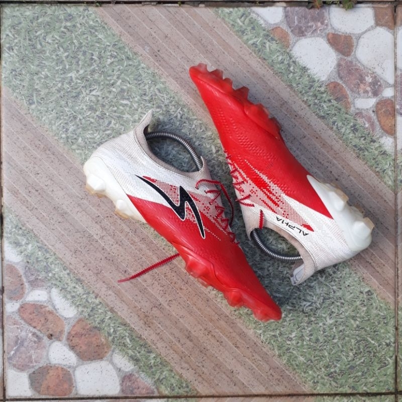 SPECS ALPHA ELITE FG GARUDA ATTACK BEKAS