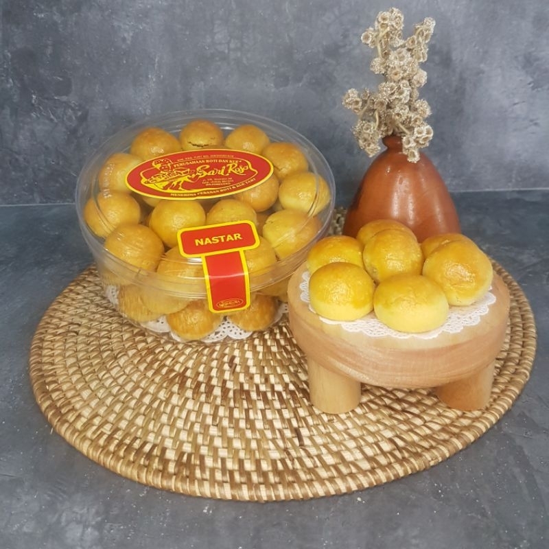 

KUE KERING NASTAR