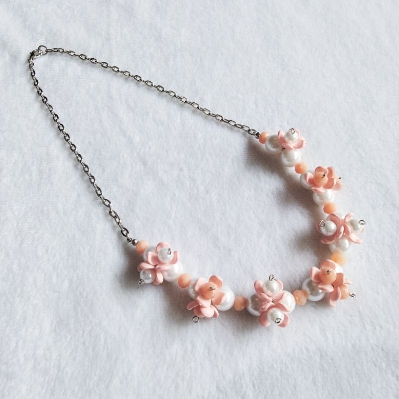 Neklace Flower garden, kalung hijab mutiara, kalung hijab kristal,