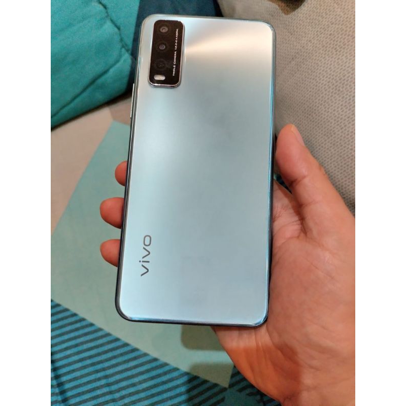 Handphone Vivo Y20S 8/128gb biru mulus second