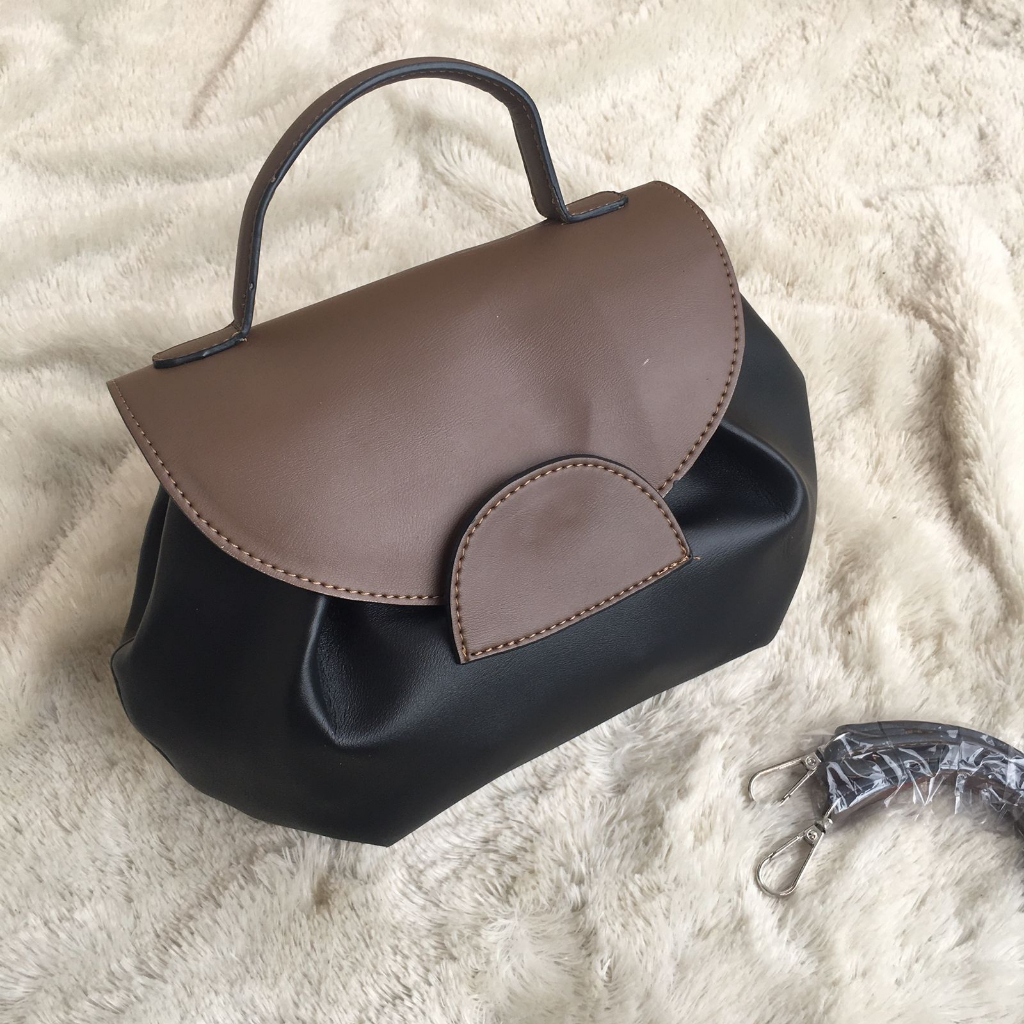 Tas Selempang Wanita Meddy