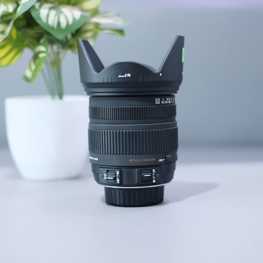 sigma 17-70mm canon or nikon f2.8 - f4 second mulus