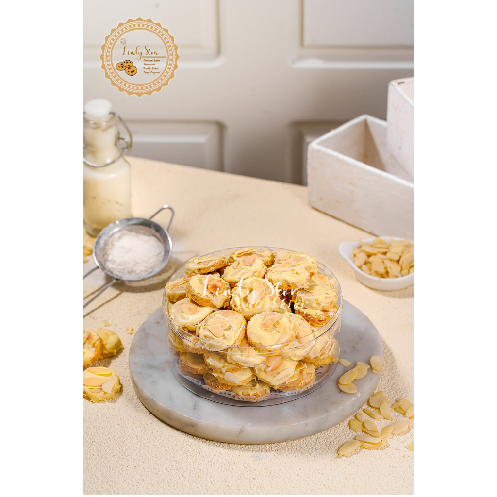 

ALMOND CHIP WISMAN BERAT 500GR DIJAMIN ENAK