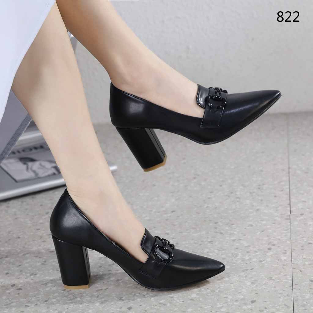 GC  822 Leather Horsebit Block Heel Pumps