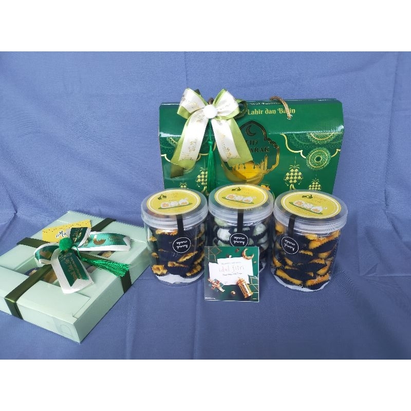 

Hampers Lebaran Kue Kering