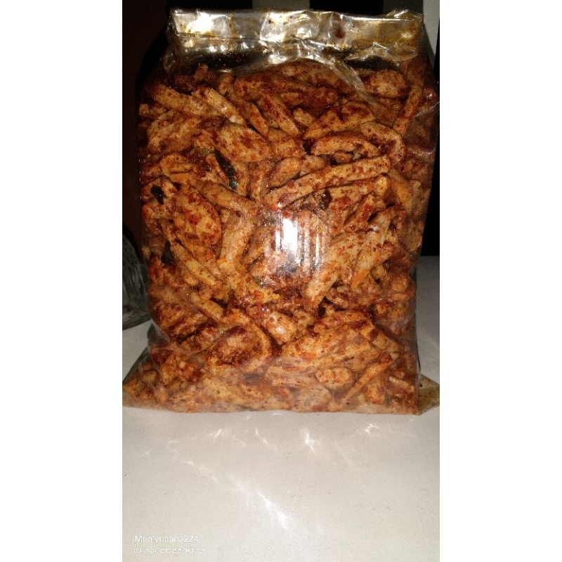 

basreng pedas gurih bumbu wangi daun jeruk