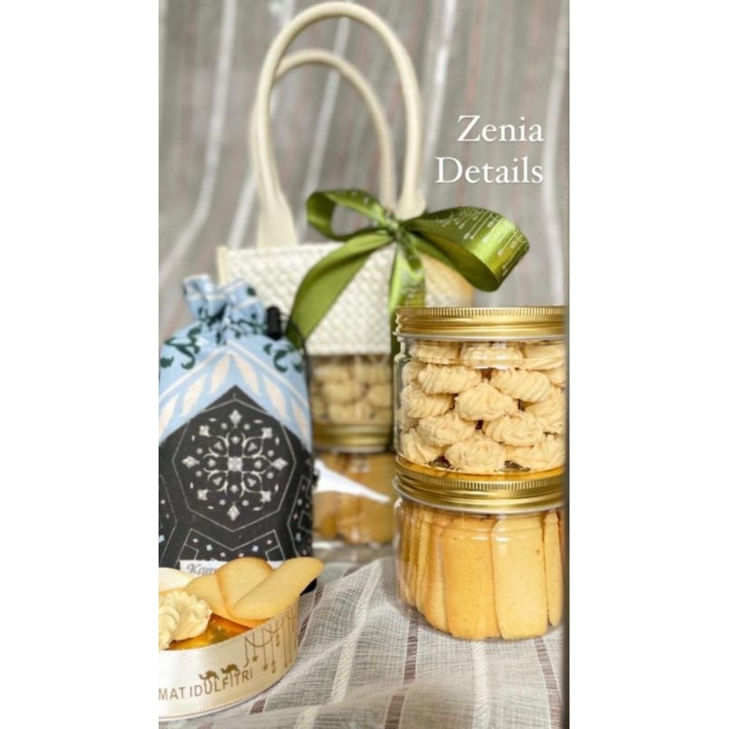

Hampers Lebaran Idul Fitri - Zenia Hampers