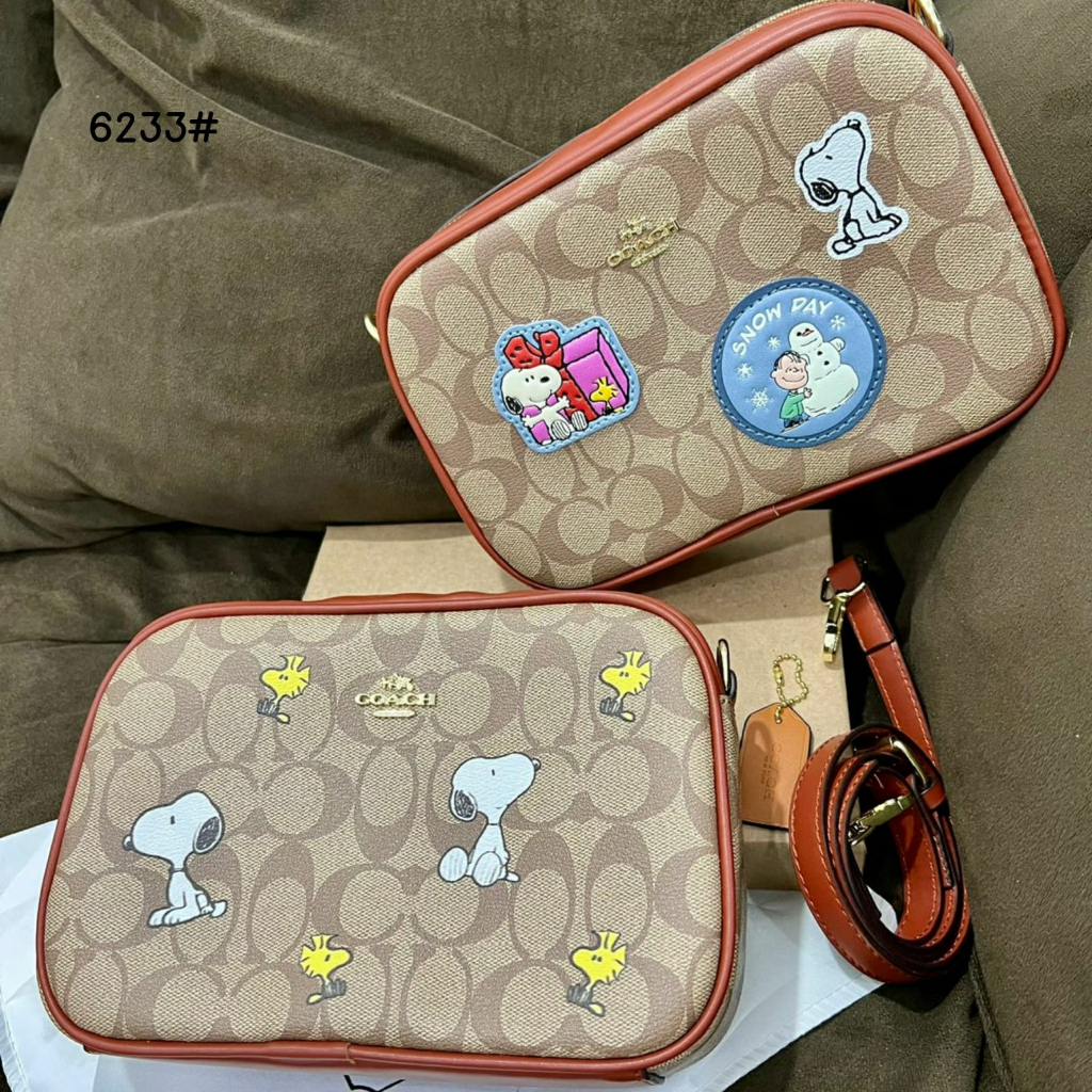 Coa X Peanuts Mini Jamie Camera Bag's 6233