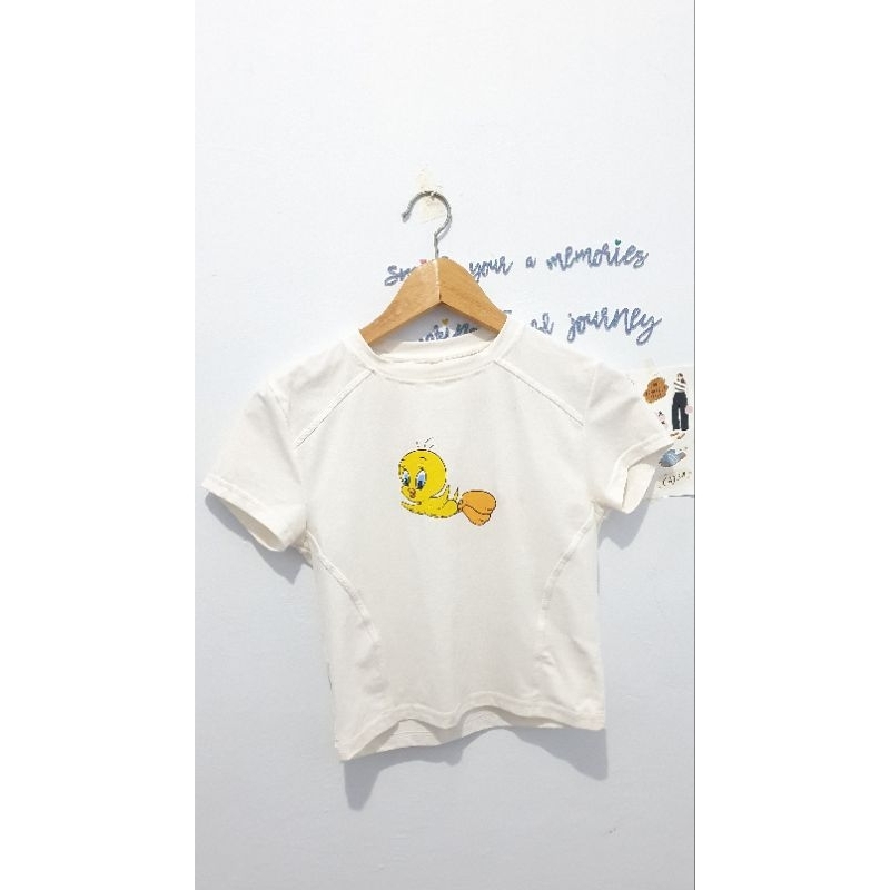 Crop top tweety