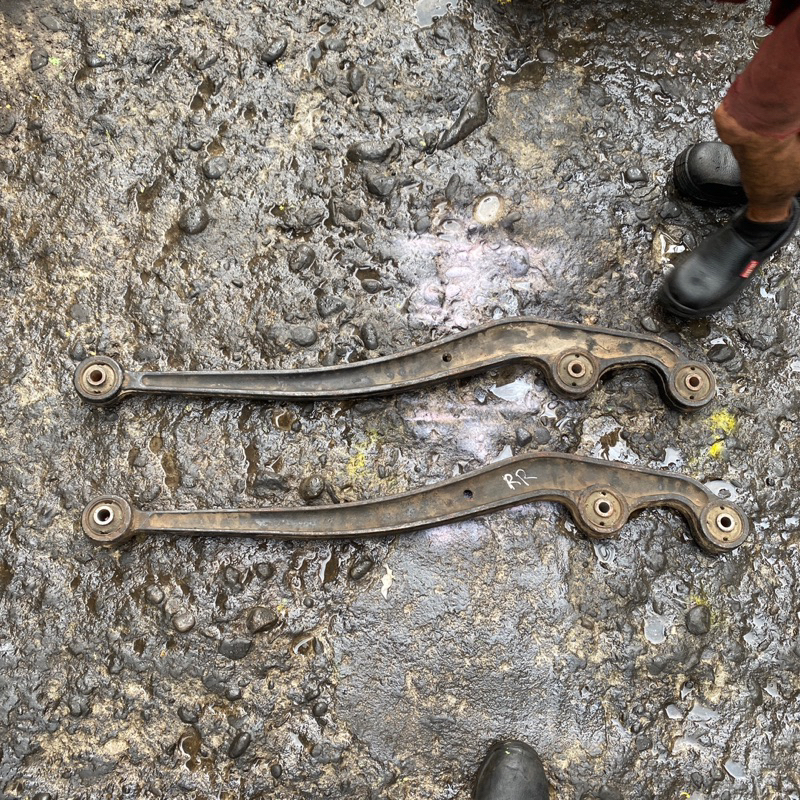 Link Arm Depan Toyota Land cruiser Vx 80 Landcruiser Vx80