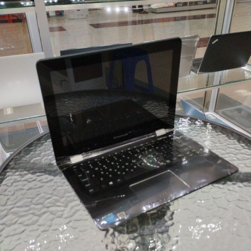 Laptop Lenovo Yoga 300 Touchscreen