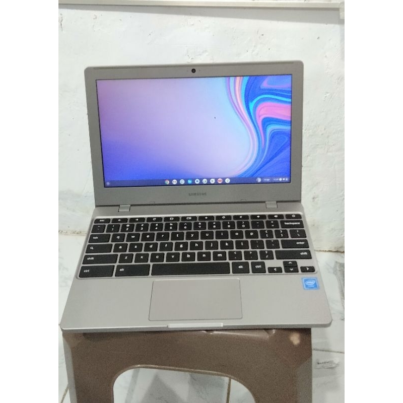 Laptop Samsung Chromebook 32GB 4GB Bekas Seken