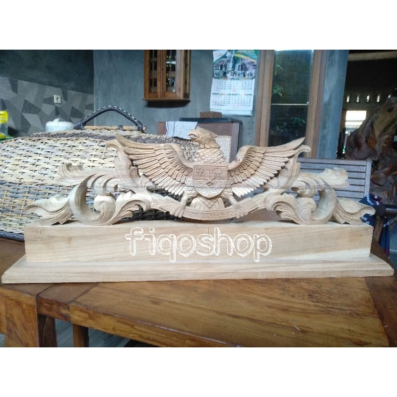 Papan Nama Meja Kantor Burung Garuda Kayu Jati Furniture Jepara