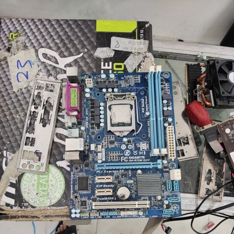 mainboard Gigabyte b75 socket 1155 + procsesor core i5-3450 gen3 ivy