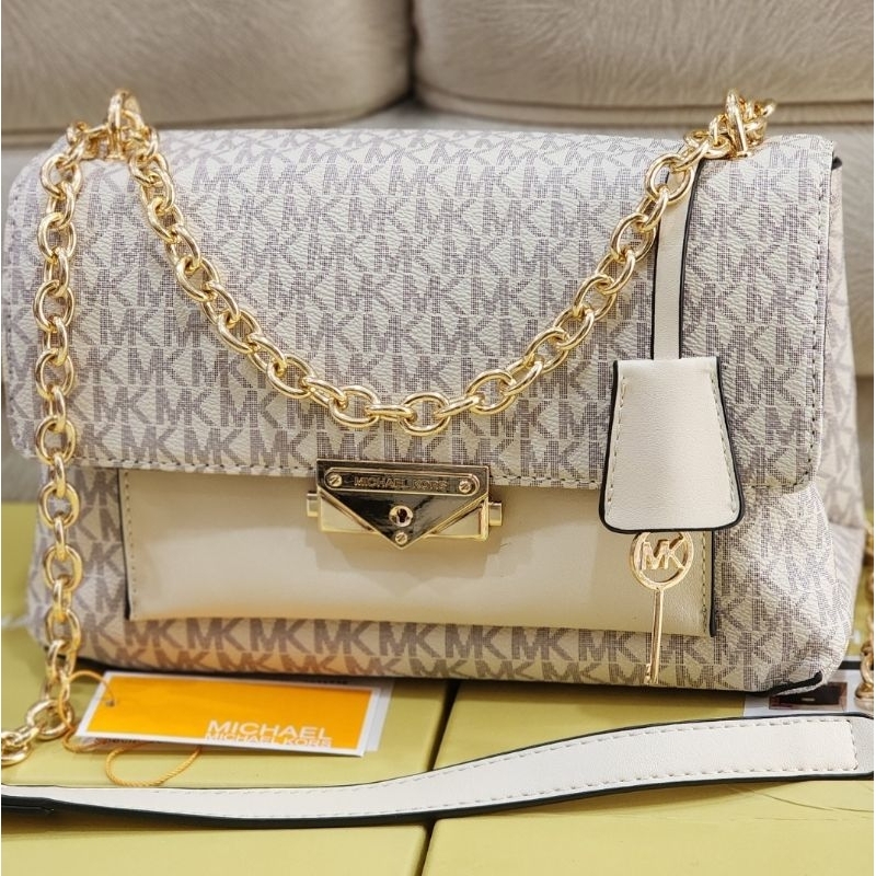 mk cece +box 24x17x11 cm