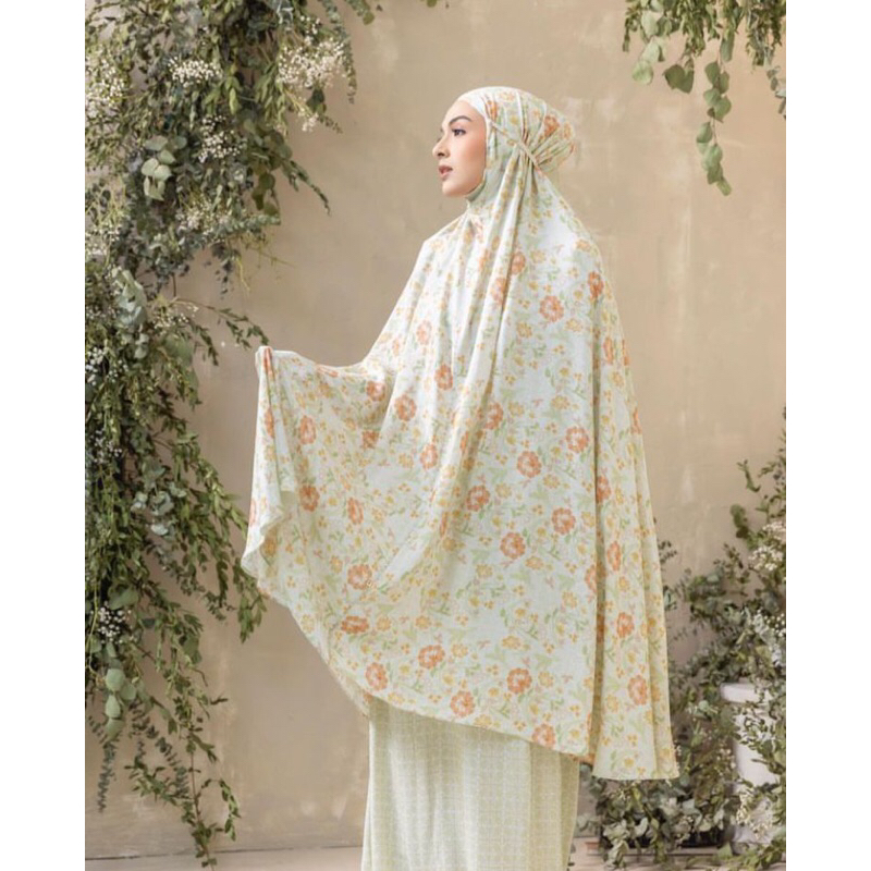 Heaven Lights - Zana Prayer Set - Leena