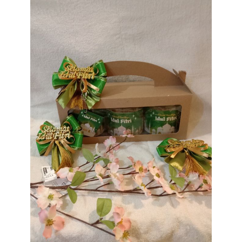 

HAMPERS LEBARAN 2023/HAMPERS COOKIES/KUE KERING BOX CANTIK MURAH