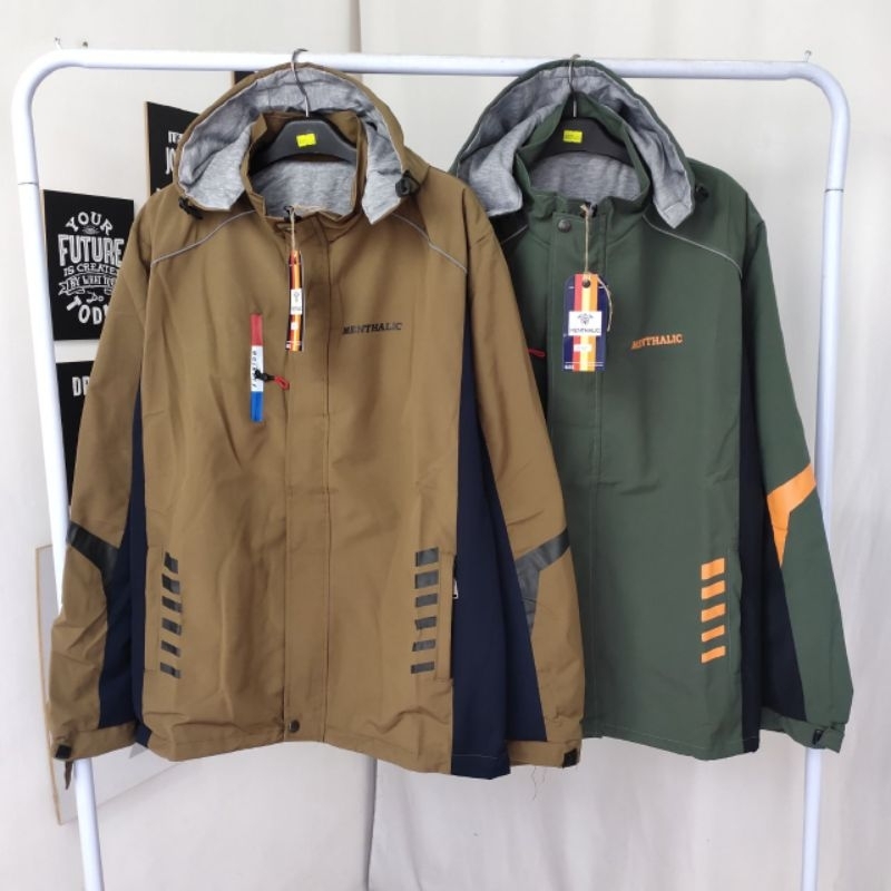 D040 JAKET OUTDOOR MENTHALIC PARASUT TEBAL