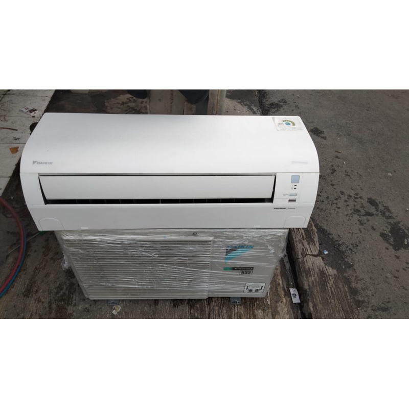 Ac Daikin 1/2Pk Inverter Unit Only