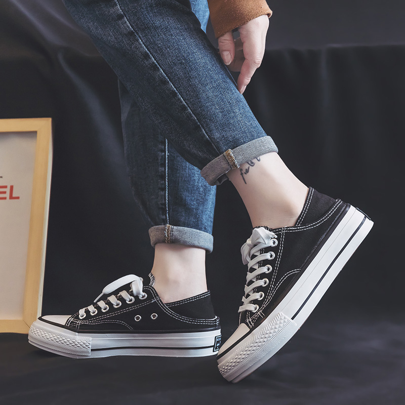 Sneaker Casual Line Color Sepatu Wanita 5336 (35 - 40)